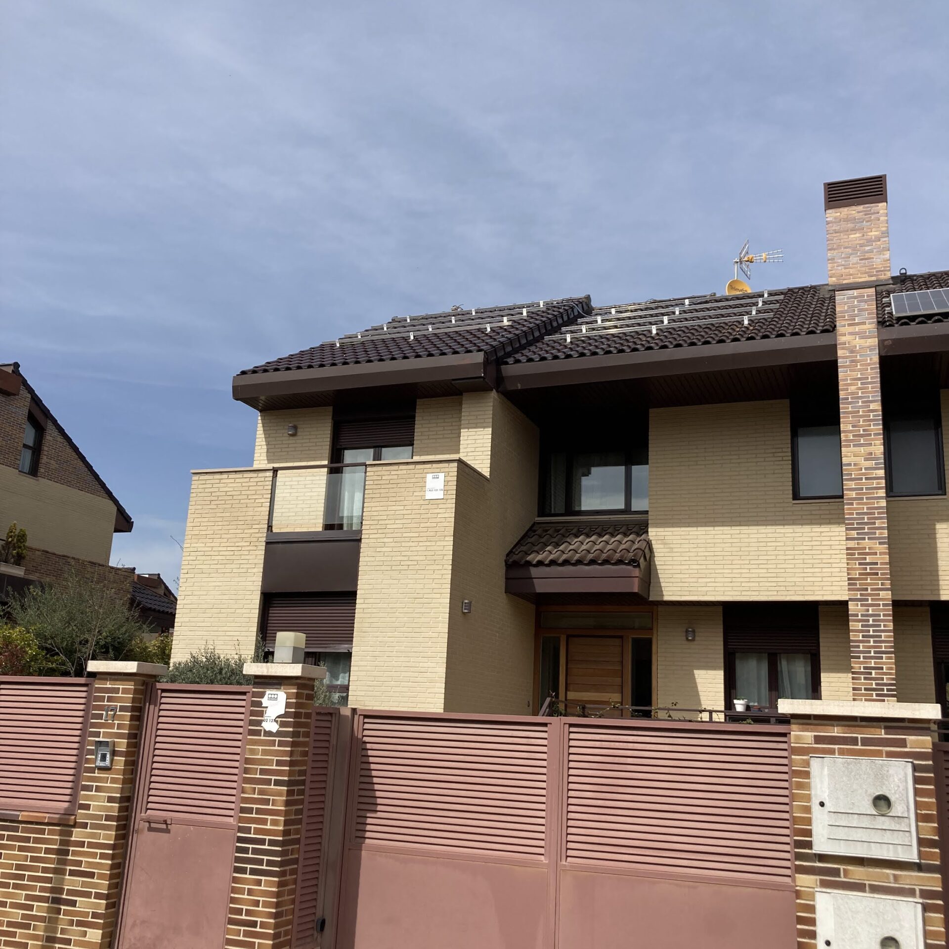 autoconsumo villanueva canada5b scaled